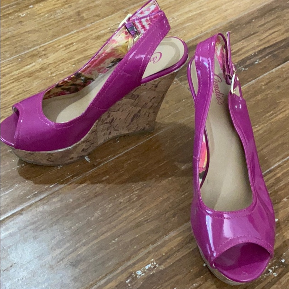 Magenta peek toe platform wedges